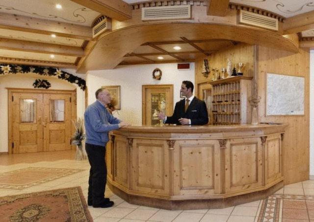 Hotel Cristallo Канацеи Экстерьер фото