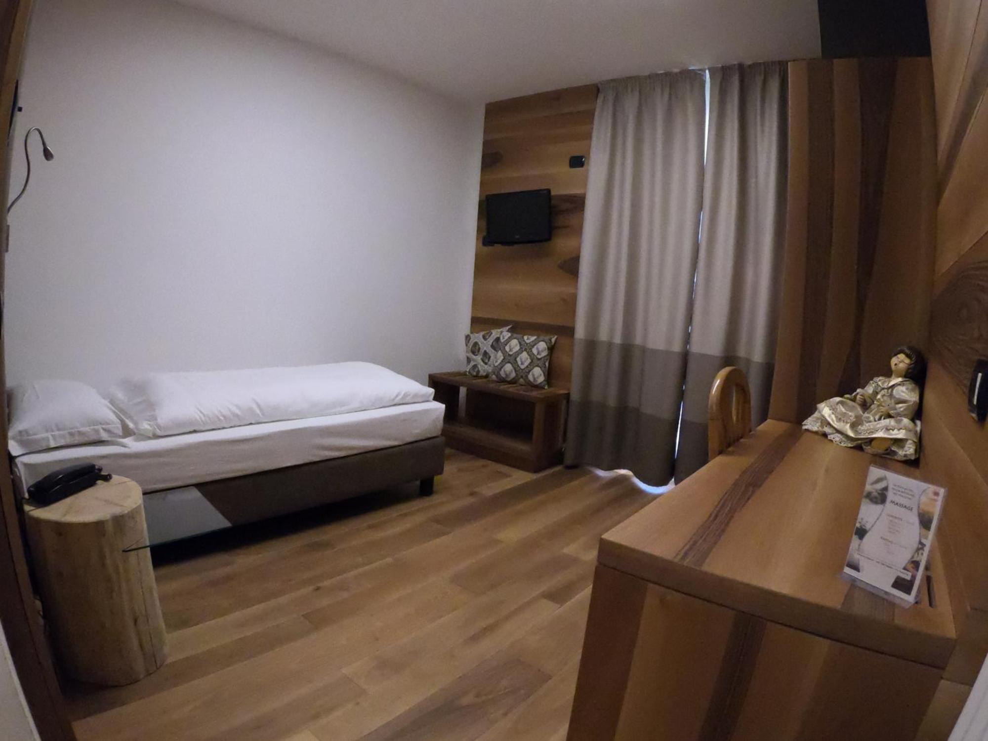 Hotel Cristallo Канацеи Экстерьер фото